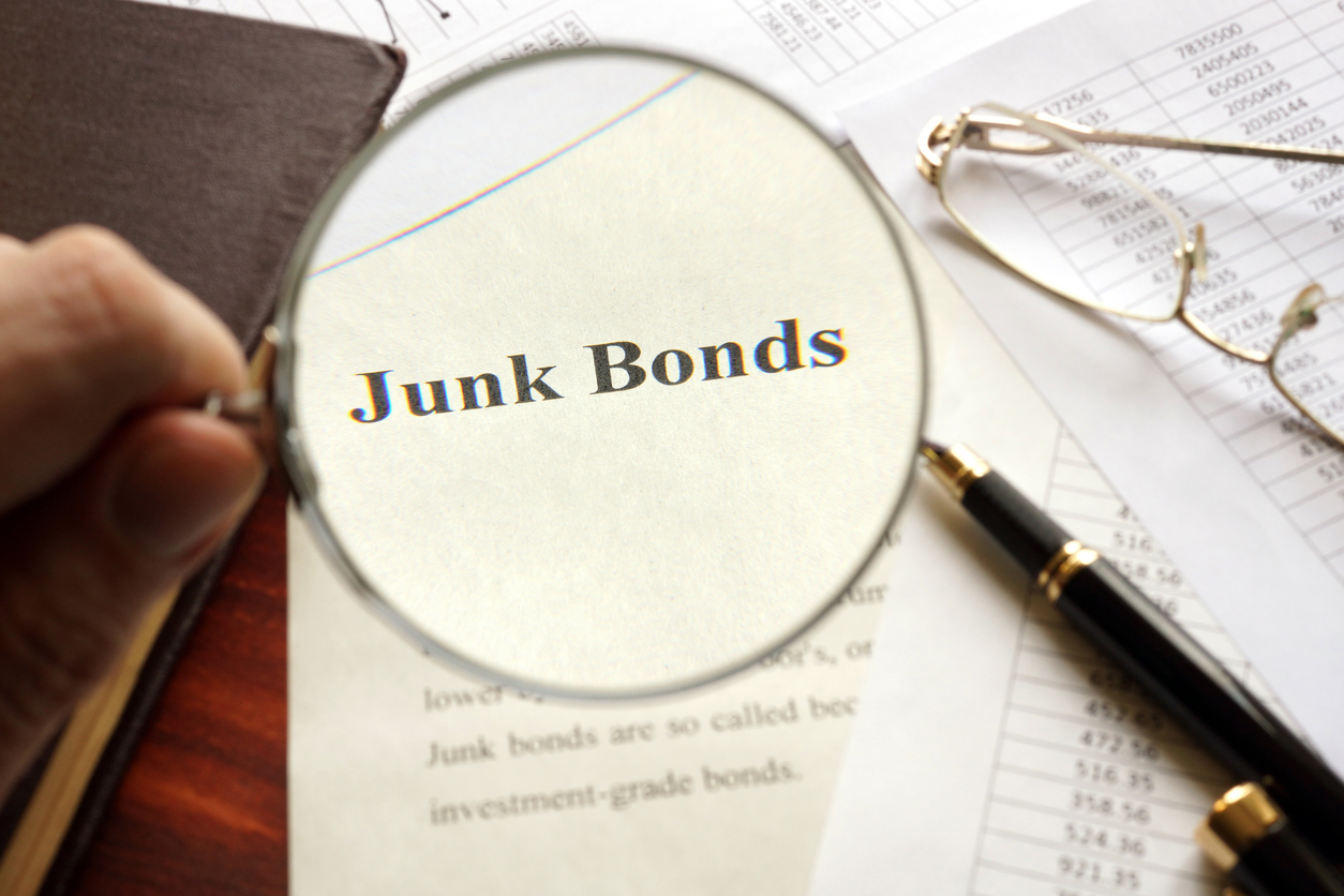 Junk Bonds: Charles Keating and Lincoln S&L